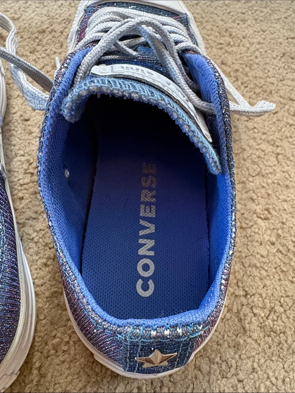 Converse glitter blue